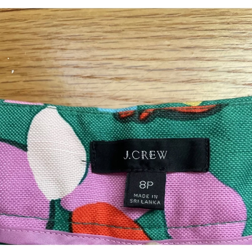 J. Crew High-rise pleated pant in confetti floral, 8P A10 - Picture 4 of 5
